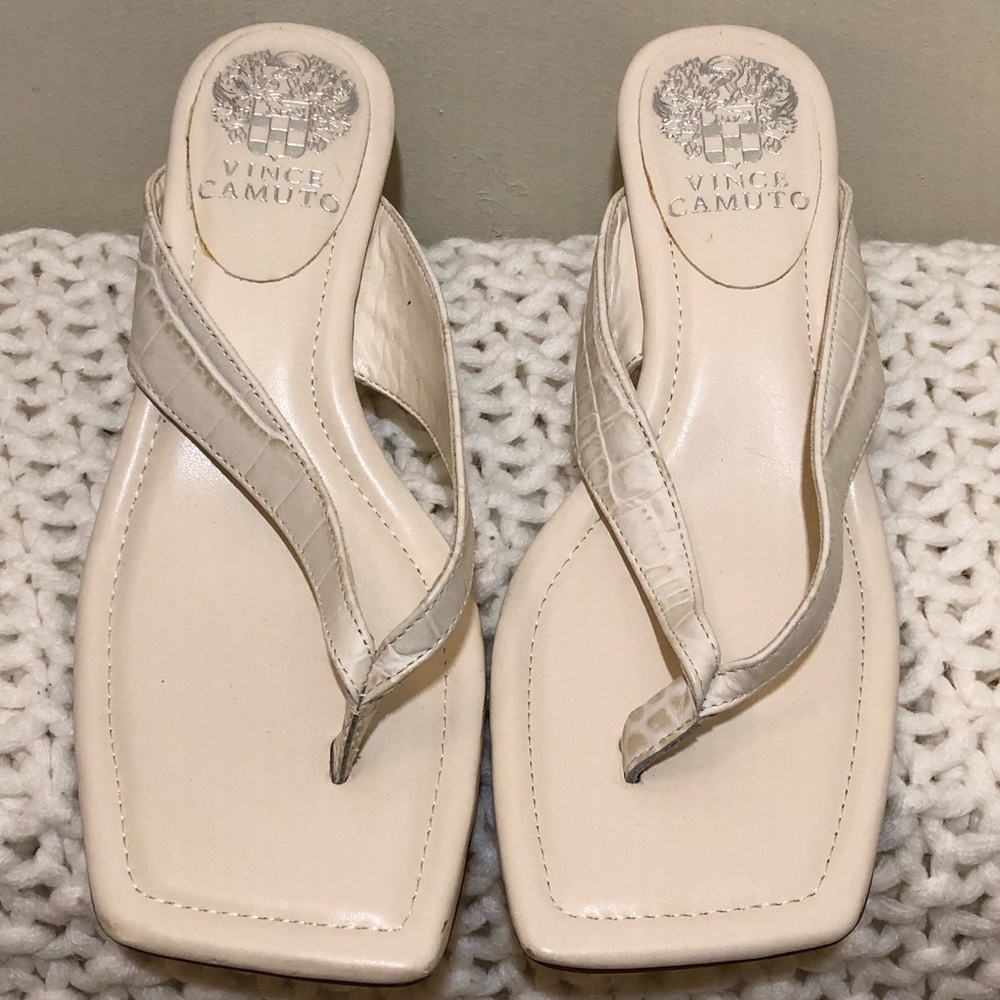 Vince Camuto kitten sandal heel (sz 6.5)